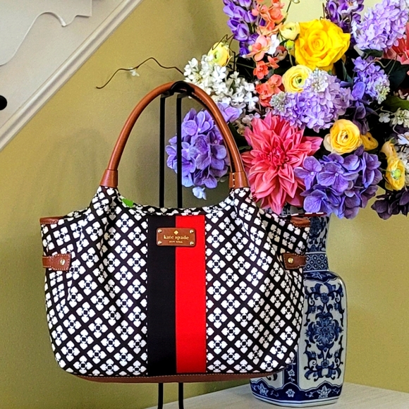 Kate Spade Brown Monochrome Printed Canvas and Leather Stevie Bag - Picture 1 of 16